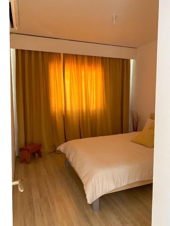 Summer Getaway: Stunning 1 Bedroom Apartment! Polis Екстер'єр фото