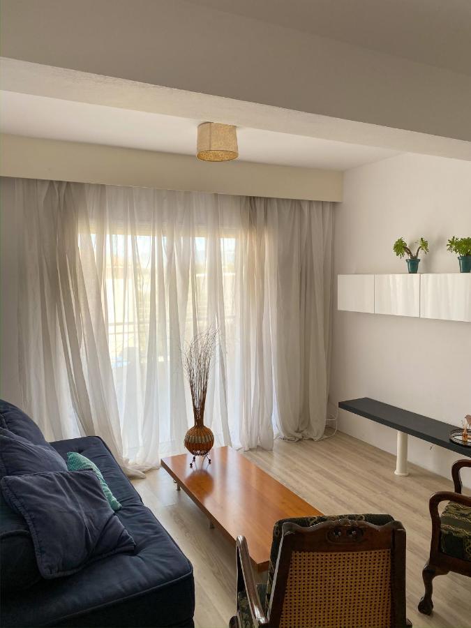 Summer Getaway: Stunning 1 Bedroom Apartment! Polis Екстер'єр фото